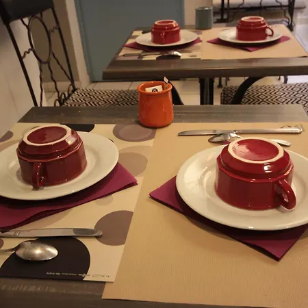 Hotel Des Arts, Artisanal Et Independant-2